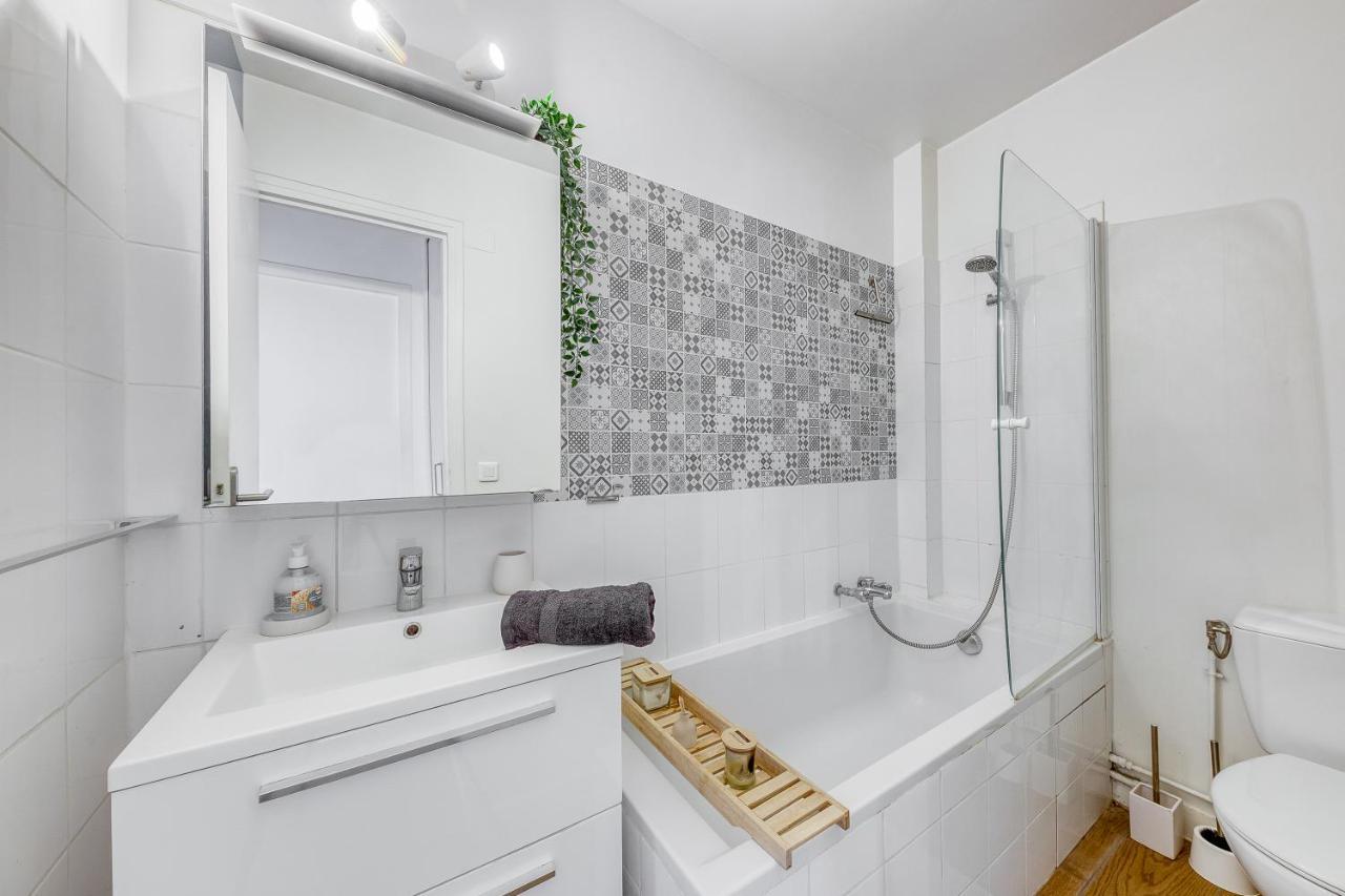 Blue Dream - Rer B&C - Netflix / Disney+/ Easy Check-In Massy  Extérieur photo